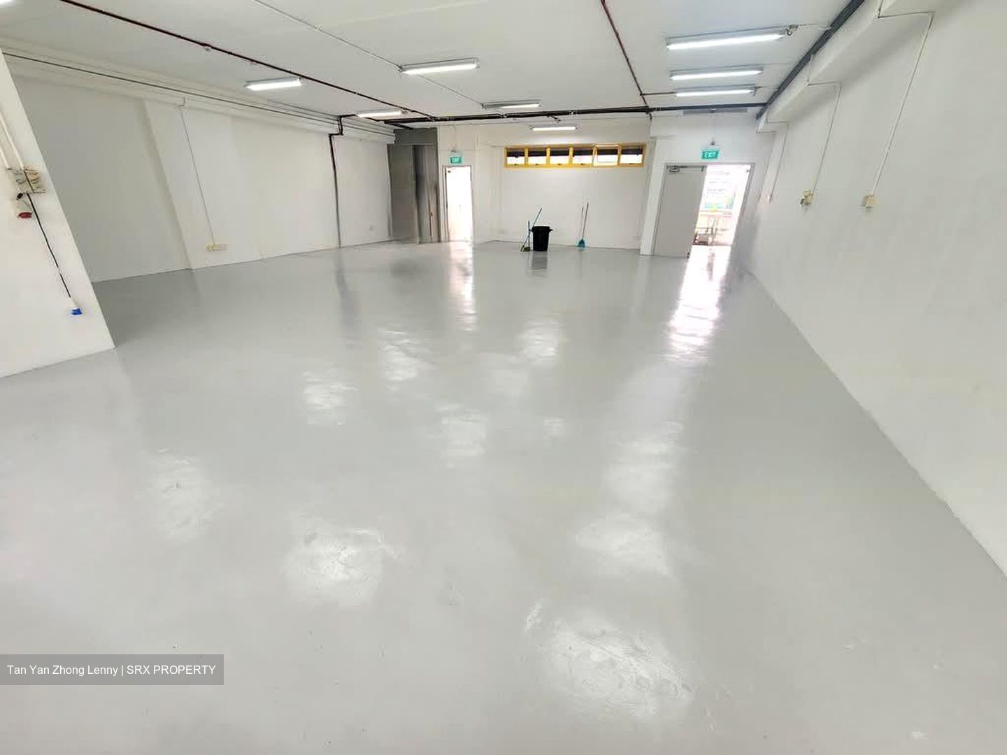 Ubiplex 1 (D14), Factory #579583901